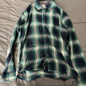 Casual Green and Blue Plaid Button-Down Shirt